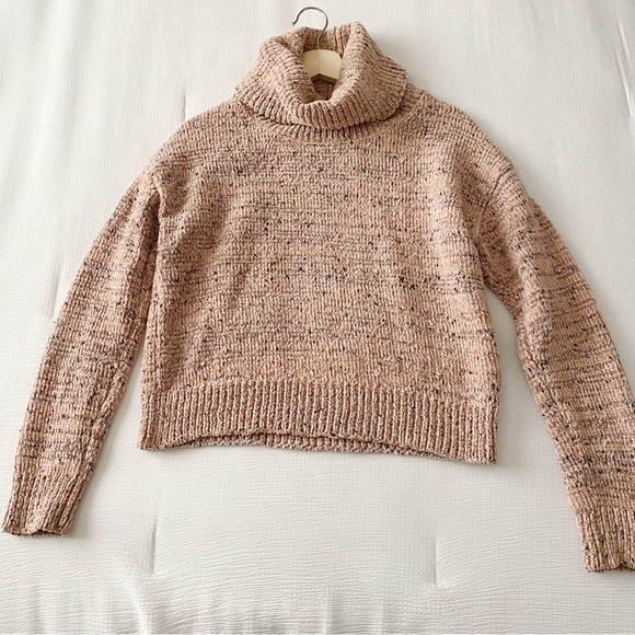 Soft Cropped Chenille Turtleneck Sweater - Picture 3 of 10